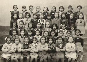 ECOLE JULES RENARD FILLES 1946 CE1
